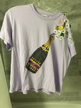 Queen of Sparkles Queen of Champagne lilac t-shirt size medium